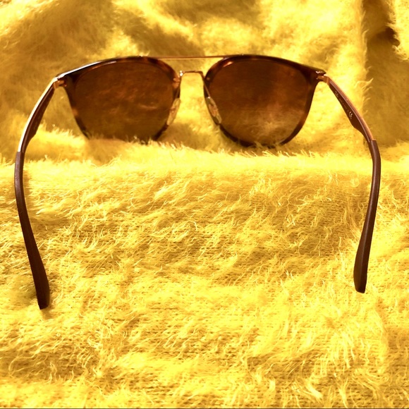 Ray-Ban Aviators - Picture 6 of 16